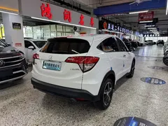2022 Honda Vezel 1.5L CVT Pioneer, белый — фото 10