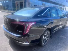 2023 Hongqi E-QM5, чёрный — фото 9