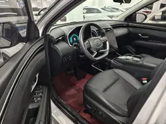 2023 Hyundai Tucson L 1.5T AT 2WD DLX Luxury, белый — фото 9