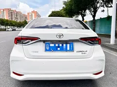 2021 Toyota Corolla 1.2T S-CVT Elite, белый — фото 4