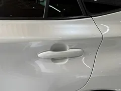 2023 Toyota Vesa 2.0L CVT 2WD Luxury — фото 34
