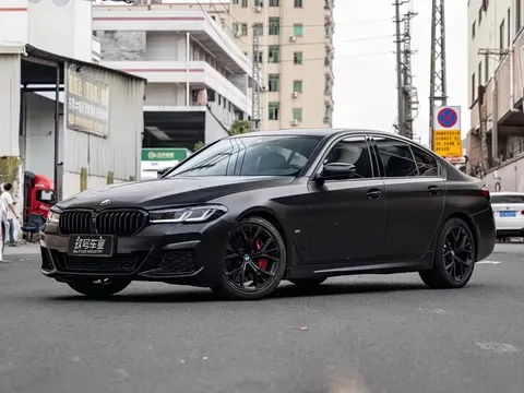 2021 BMW 5 Series 540i Fashion M Sport Package