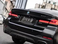2021 BMW 5 Series 540i Fashion M Sport Package, чёрный — фото 6