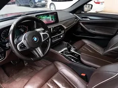 2021 BMW 5 Series 540i Fashion M Sport Package, чёрный — фото 8