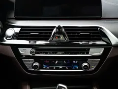 2021 BMW 5 Series 540i Fashion M Sport Package, чёрный — фото 13
