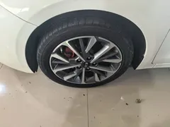 2020 Kia Cerato 1.5L CVT Fashion, белый — фото 23