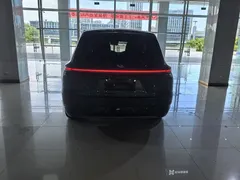2025 Li Auto L9 Ultra, зелёный — фото 7