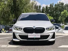 2021 BMW 1 Series 1 120i M, белый — фото 2