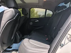 2021 BMW 1 Series 1 120i M, белый — фото 11