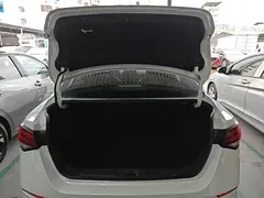 2022 Nissan Sylphy 1.6L XL CVT, белый — фото 19