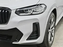 2023 BMW X3 modified xDrive30i Exclusive M Night Package — фото 27