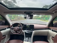 2021 Hyundai Famous pictures 270TGDi DCT TOP Flagship — фото 15