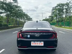 2021 Hyundai Famous pictures 270TGDi DCT TOP Flagship — фото 22