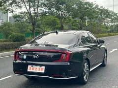 2021 Hyundai Famous pictures 270TGDi DCT TOP Flagship — фото 23