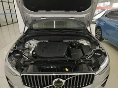 2022 Volvo XC60 4WD Zhiyi Luxury — фото 20
