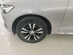 2022 Volvo XC60 4WD Zhiyi Luxury — фото 23