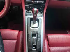 2022 Porsche 718 Boxster 2.0T — фото 11