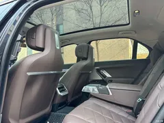 2023 BMW 7 Series 735Li Luxury Package — фото 5
