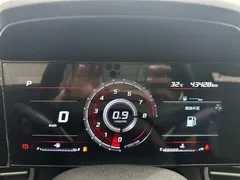 2022 Hyundai Elantra 1.5L CVT LUX Premium, белый — фото 18