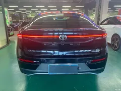 2023 Toyota Crown SportCross 2.5L SportCross HEV 2WD Premium — фото 17