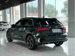2023 Audi A3 Sportback 35 TFSI, зелёный — фото 4