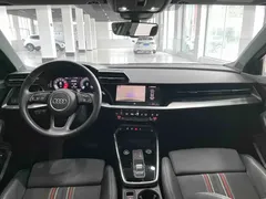 2023 Audi A3 Sportback 35 TFSI, зелёный — фото 9