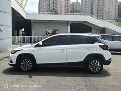 2022 Toyota Yaris L Zhixuan X 1.5L CVT Luxury Plus, белый — фото 2