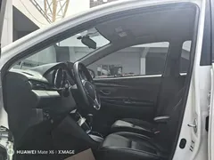 2022 Toyota Yaris L Zhixuan X 1.5L CVT Luxury Plus, белый — фото 9