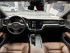 2022 Volvo S60 B4 Sport, белый — фото 5
