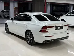 2022 Volvo S60 B4 Sport, белый — фото 7