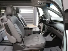 2025 Zeekr Mix Smart Driving, синий — фото 23