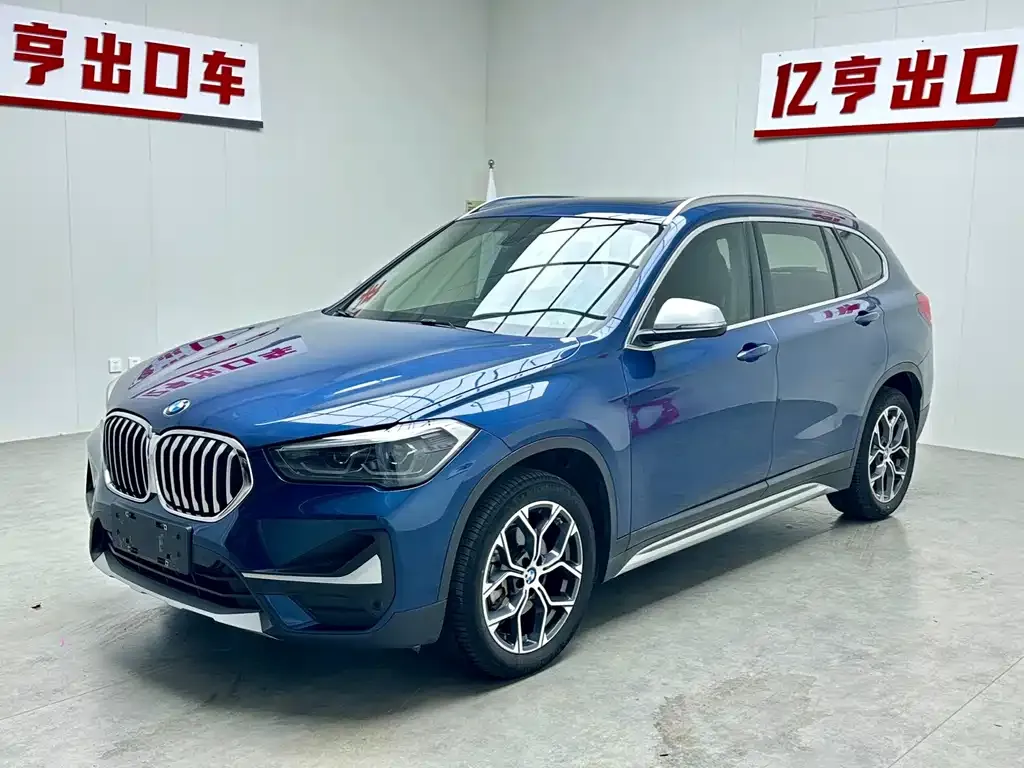 2022 BMW X1