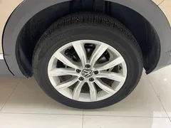 2022 Volkswagen T-Roc 280TSI DSG 2WD Elite Plus — фото 7