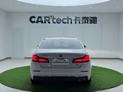 2022 BMW 5 Series 5 530Li xDrive, белый — фото 4