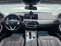 2022 BMW 5 Series 5 530Li xDrive, белый — фото 17