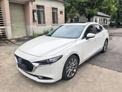 2023 Mazda 3 2.0L AT, белый — фото 3