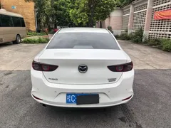 2023 Mazda 3 2.0L AT, белый — фото 5