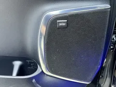 2020 Lexus LM 300h, чёрный — фото 20