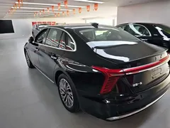 2023 Hongqi H5 1.8T AT, чёрный — фото 5