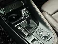 2023 BMW X2 sDrive25i M, белый — фото 17