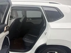 2023 Volkswagen Tharu 300TSI 2WD, белый — фото 13