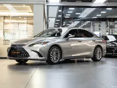 2021 Lexus ES 300h Premium — фото 1