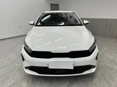 2023 Kia Cerato 1.5L CVT Luxury, белый — фото 2