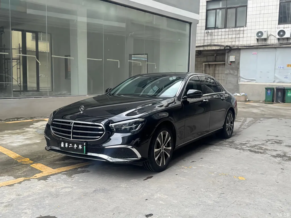 2022 Mercedes-Benz E-Class New Energy E 350 e L plug-in hybrid sedan