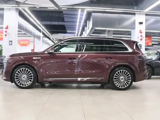 2025 Aito M8 53.4kWh 5 (192