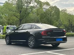 2022 Volvo S90 B5 Luxury, чёрный — фото 4
