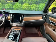 2022 Volvo S90 B5 Luxury, чёрный — фото 12