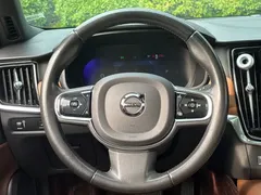 2022 Volvo S90 B5 Luxury, чёрный — фото 13