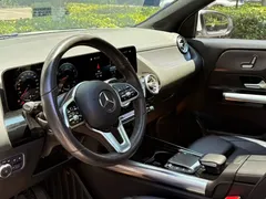 2020 Mercedes-Benz GLA 200, белый — фото 13