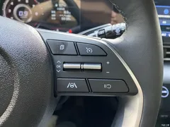 2022 Hyundai Elantra 1.5L CVT LUX Premium — фото 21